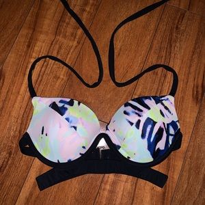 Victoria’s Secret push up bikini top 32D